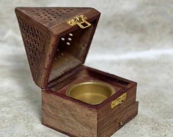 Wooden bakhoor burner