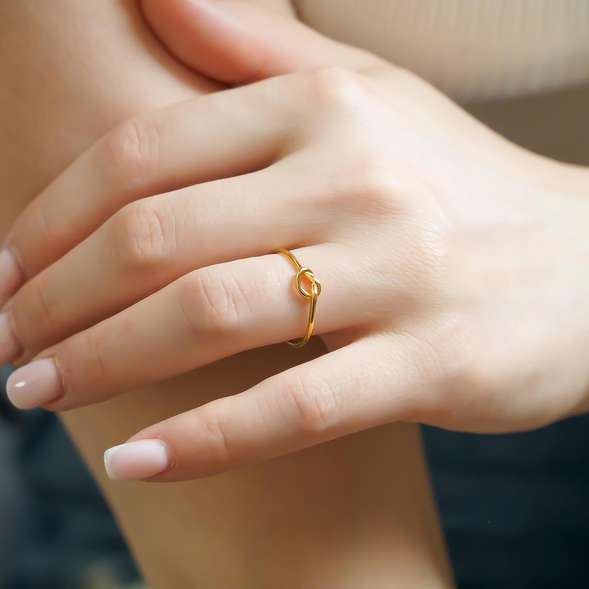 Gold ring store love design
