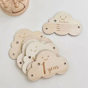 Baby-Meilensteine, Holz-Karten, Fotografie-Requisiten, Wolkenform, Erinnerungs-Karten, Geburtstagsgeschenk, Neugeborenen-Geschenk