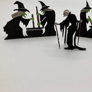 Miniature 1/24th scale witches and a ghostly man for your haunted houses/room boxes/shadow boxes/diorama.