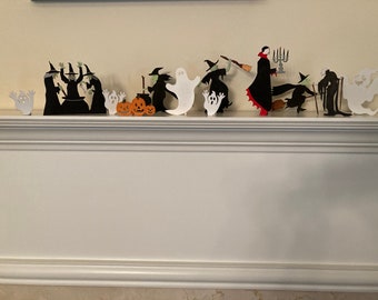 Miniature 1:12th scale halloween dummy boards for dollhouses/shadow box/room boxes/diorama&#39;s.  Also used for cake toppers for parties.