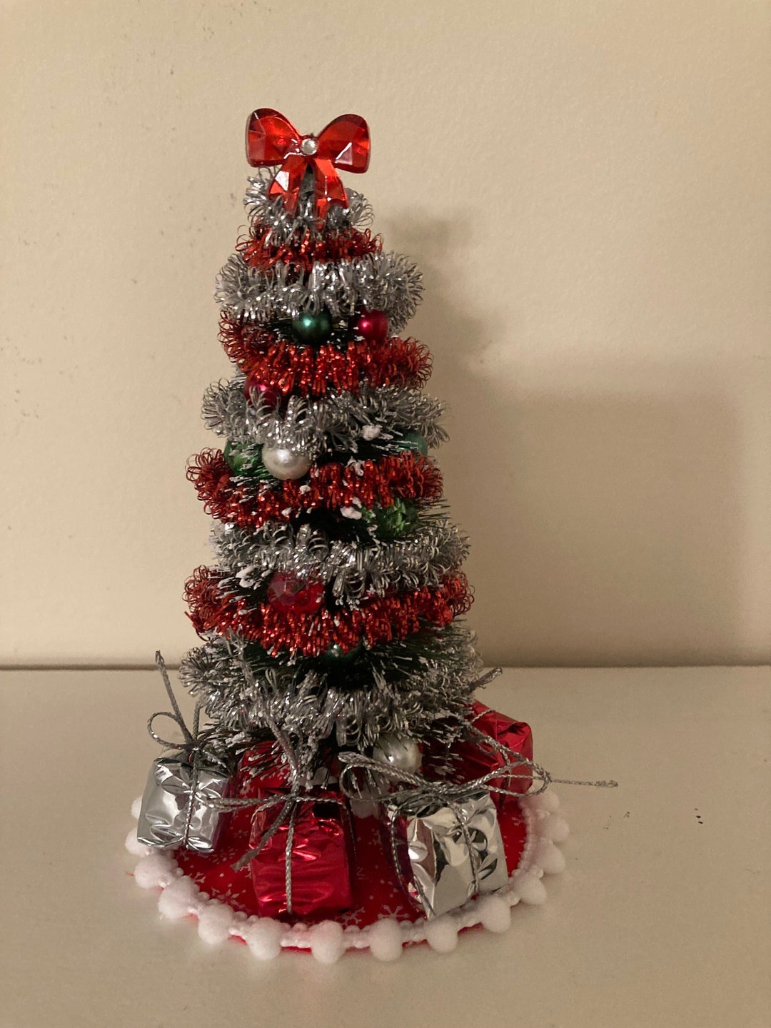 Miniature 6 Inch Christmas Tree With Skirt and Presents for 112th