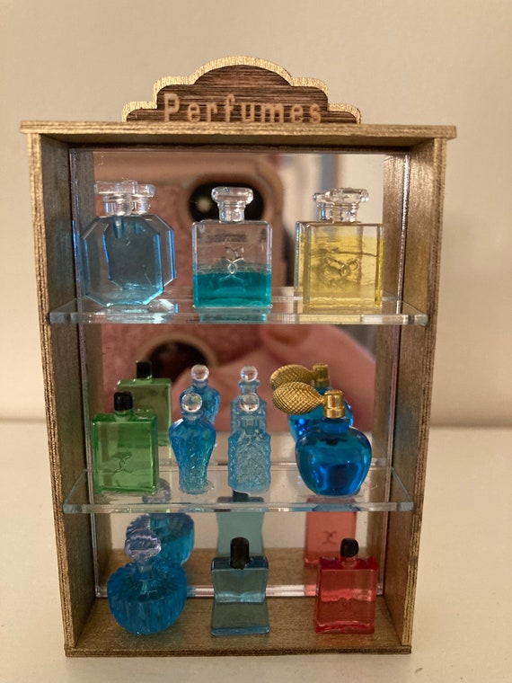 Perfume armoire 2024