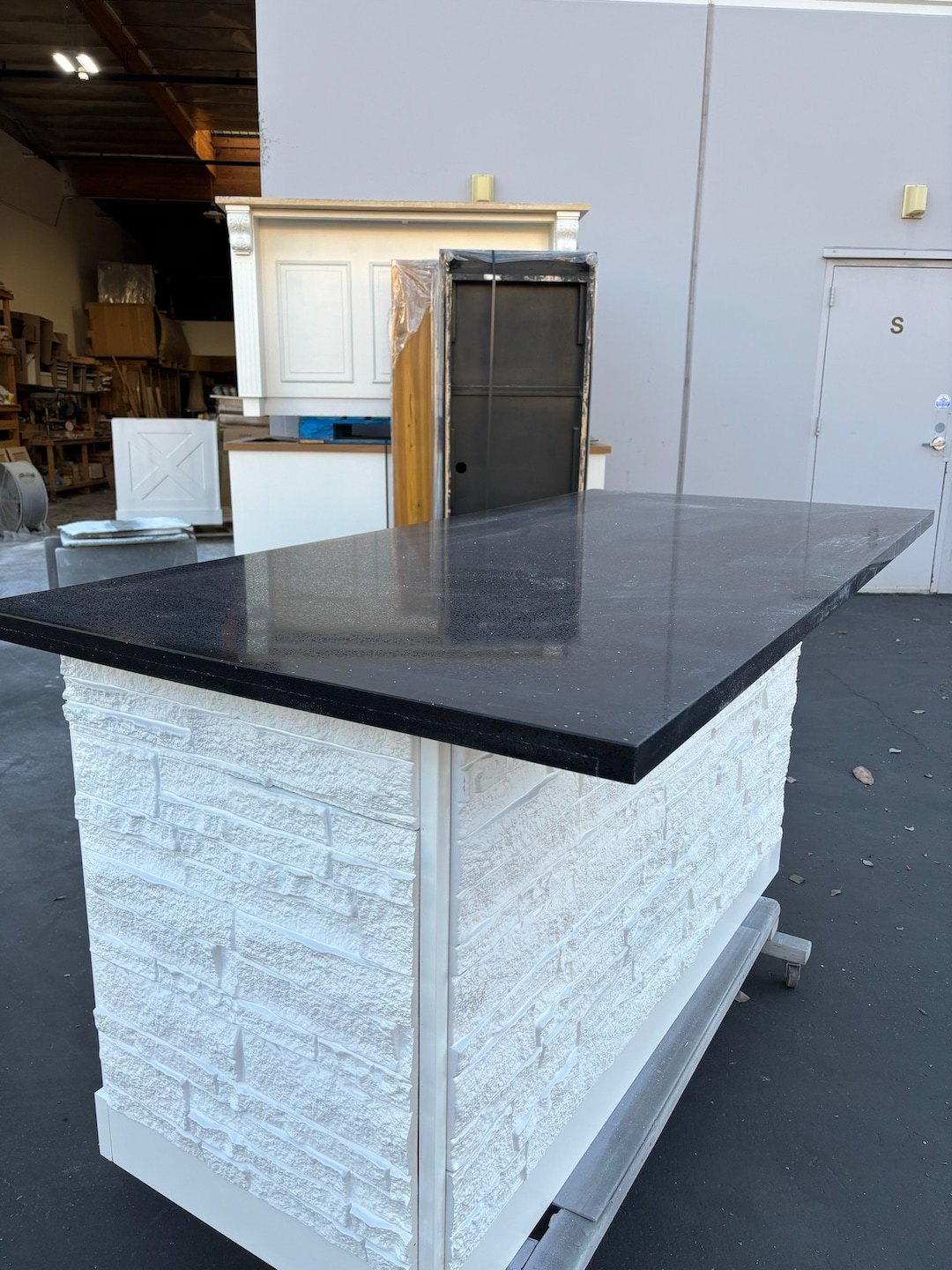 5 Ft White Kitchen Island With Black Quartz Top - Etsy