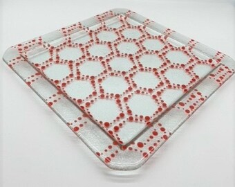 Handmade Red Honeycomb Glass Plate: Square Serving Platter (28x28 cm)