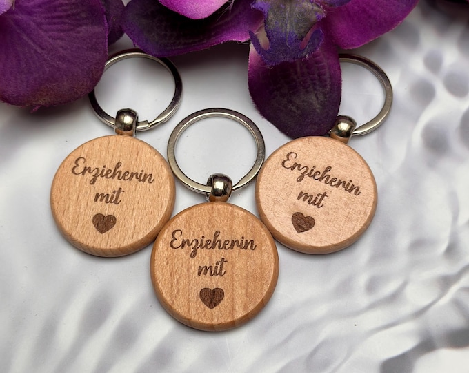 Schlüsselanhänger Erzieherin mit Herz - Geschenk zum Abschied, Personalisierung auf Wunsch