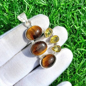 Handmade Tiger&#39;s Eye & Sterling Silver Pendant Necklace