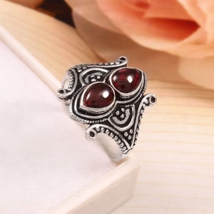 Handmade Red Garnet Ring: 925 Sterling Silver Band Ring