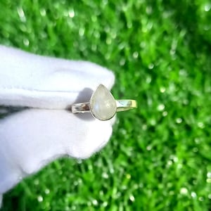 Handmade Moonstone Ring: 925 Sterling Silver Teardrop Gemstone