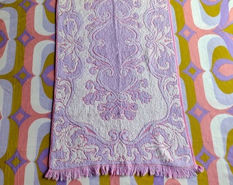 NOS Vintage Purple and Pink Towel / midcentury towel / flowerpower towel / seventies towel / vintage floral towel / deadstock towel / retro
