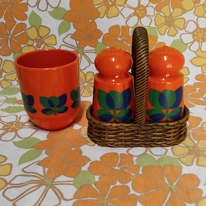 Saleros y pimenteros vintage de color naranja de Emsa / Saleros y pimenteros de plástico de los años 70 / Saleros y pimenteros retro de color naranja / Saleros y pimenteros de la era espacial