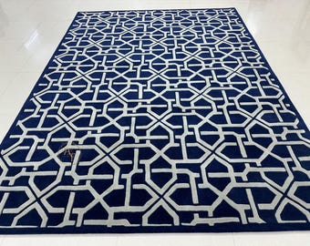Hand-Tufted Wool Rug: Blue Beige Block Design