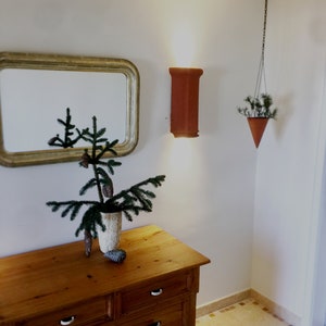 Lámpara de pared / lámpara de pared hecha de tejas viejas