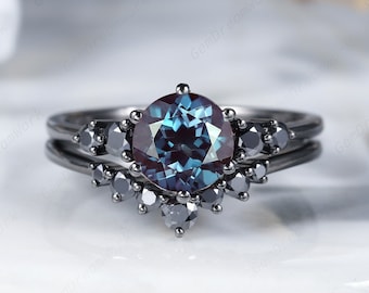 Vintage Round Alexandrite Black Gold Engagement Ring Set, Unique Black Moissanite Wedding Set, Rhodium Black Bridal Set Gothic Promise Ring