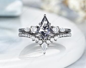 Unique Kite Cut Gray Moissanite Engagement Ring Set Black Gold Gothic Grey Moissanite Wedding Ring Moissanite Cluster Women Anniversary Ring