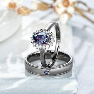 Juego de 2 anillos de pareja de alejandrita, oro negro, moissanita en racimo, anillo de compromiso minimalista para hombre, anillos de boda personalizados para hombres y mujeres.