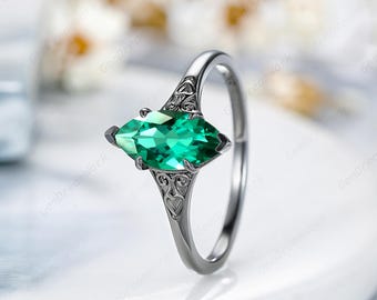 5x10mm Marquise Cut Emerald Engagement Ring Solitaire Emerald Wedding Ring Gothic Black Gold Engraved Anniversary Ring Women Promise Rings
