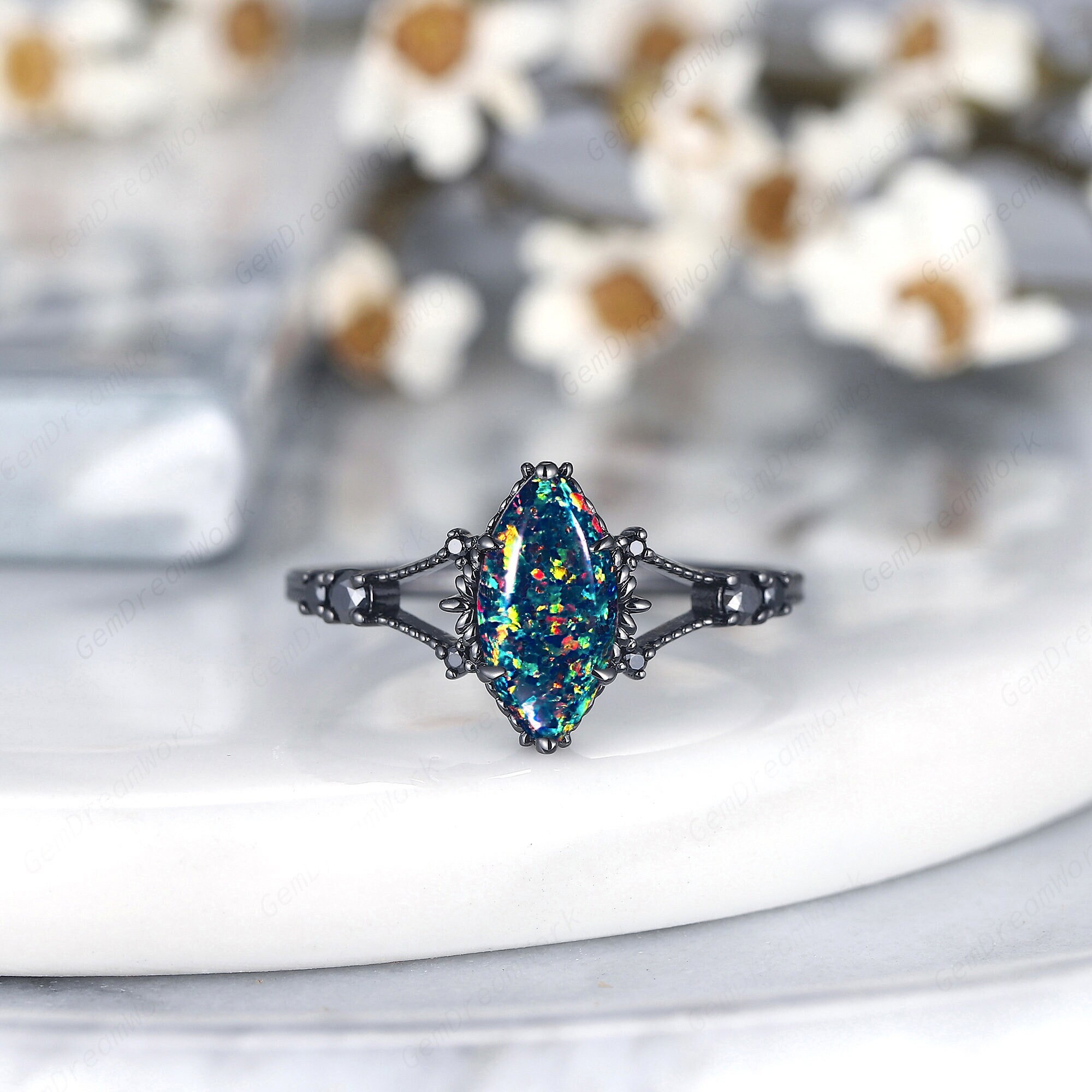 Marquise Schliff Schwarz Opal Verlobungsring, Rhodium Schwarz Schwarz Feuer Opal Versprechen Ring, Witchy Schwarz Ehering, Gothic Jahrestag Ring Geschenk