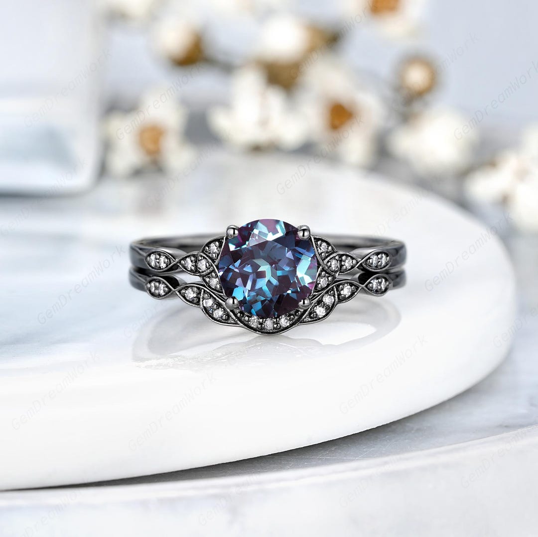 Round Alexandrite Engagement Ring Set Black Gold Celtic Knot