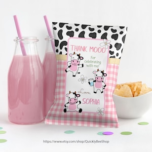 Editable Cow Chip Bags, Cow Birthday Party Decorations, Girl Farm Party Favors, Printable cow birthday chip bag, Barnyard Cow Favor Bags