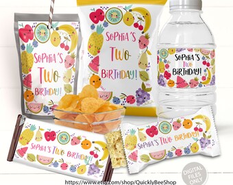 Peut inclure: Etiquettes et emballages de fête modifiables sur le thème des fruits avec un design coloré. Les étiquettes indiquent "Sophia's Two Birthday!" et sont parfaites pour une fête de deuxième anniversaire.