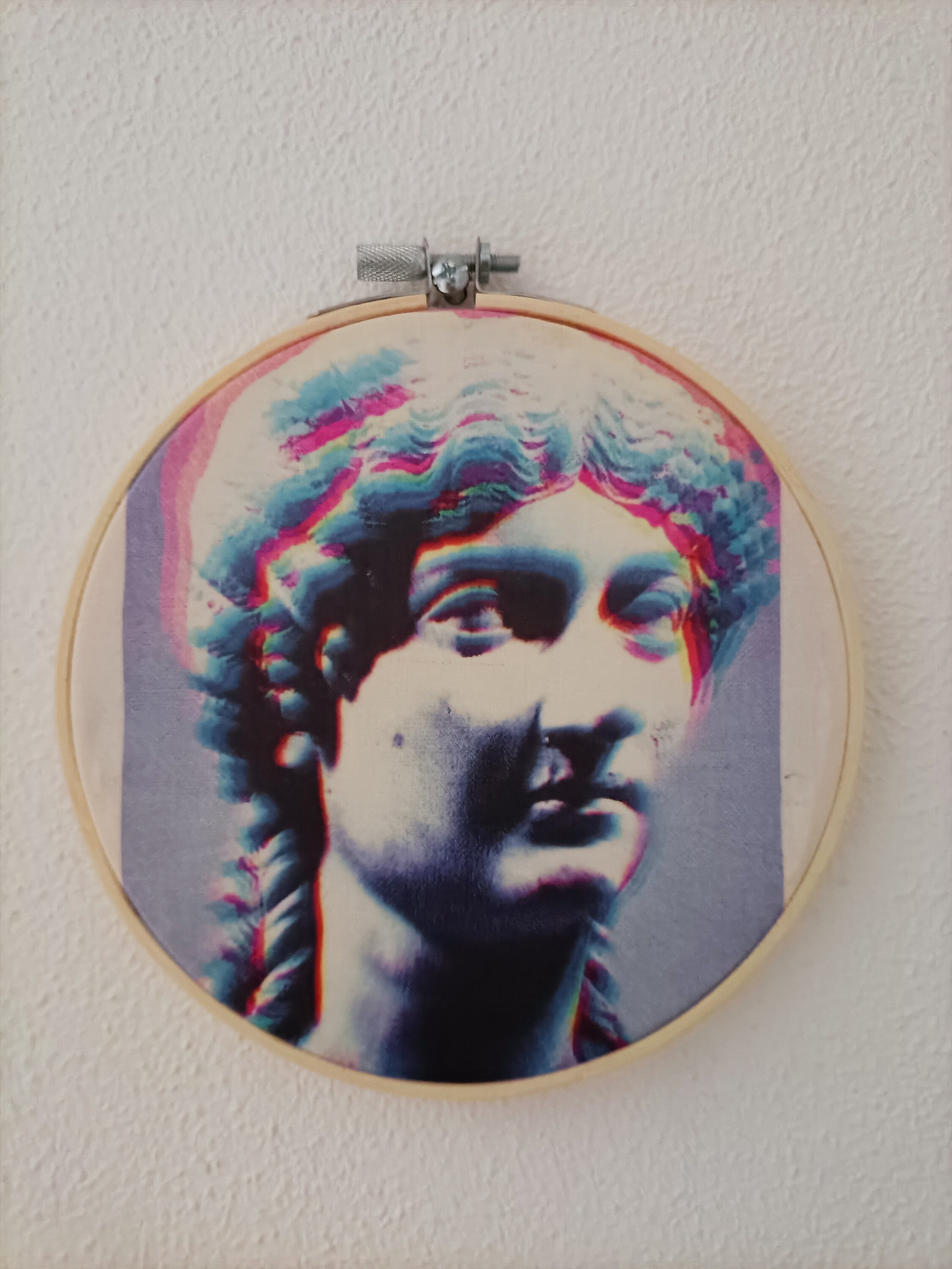 Illustration sur Tambour à Broder Agrippine