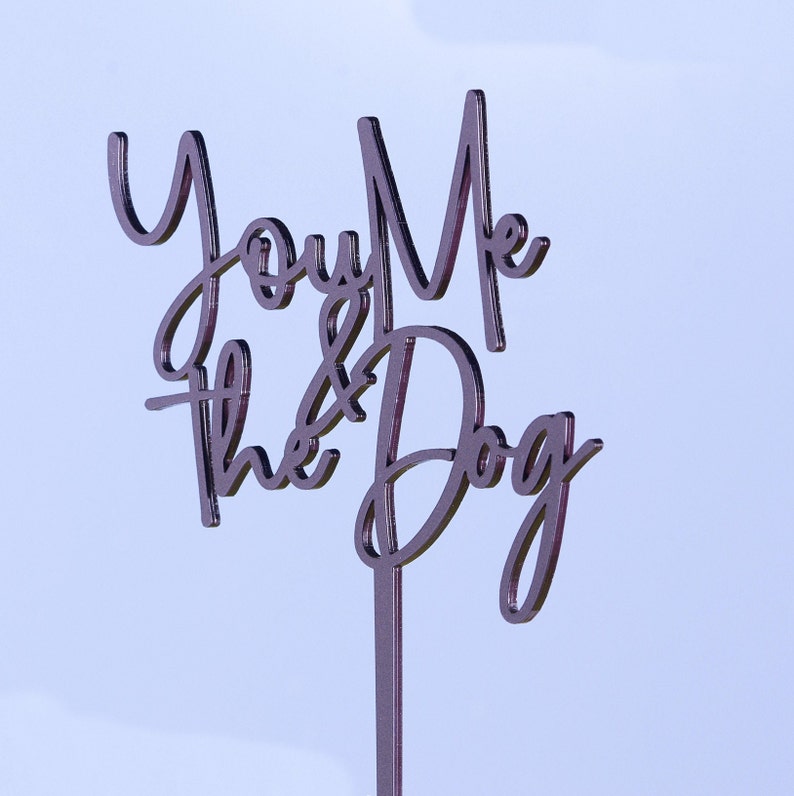 34 Cake Topper Ideen für deine Hochzeit - von personalisiert bis lustig Cake Topper l You Me & the Dog l Acryl in verschiedenen Farben Bild 3