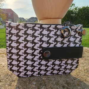 Houndstooth pocket pal