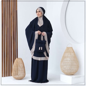 Muslim prayer dress  / Islamic prayer dress / Islamic prayer clothes / Prayer clothes for muslim women