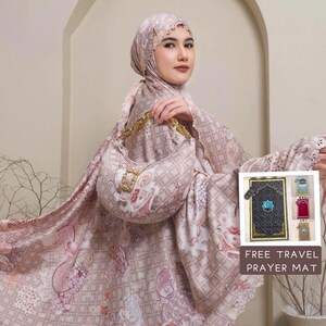Muslim prayer dress for women FREE Travel Prayer Mat Alsha Series/ Islamic prayer dress / clothes / Prayer clothes for muslim women