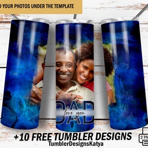 Può includere: Un design per bicchiere cilindrico con uno sfondo a inchiostro blu e nero. Il centro mostra una fotografia di una coppia sorridente, con il testo blu in grassetto DAD e il testo in corsivo love you sovrapposti. Una cannuccia in metallo è inserita.