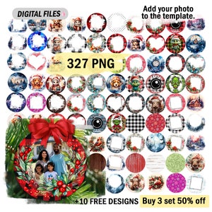 Pode incluir: Uma coleção de 327 arquivos digitais PNG com vários designs temáticos de Natal. Inclui modelos redondos com espaço para fotos, grinaldas e gráficos festivos. O texto inclui "DIGITAL FILES", "Add your photo to the template", e "+10 FREE DESIGNS".