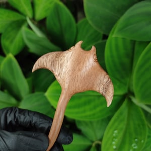 Rayfish hair stick | Wood hair stick Wood hair pin | Hand carved wooden hair fork | Handmade hair pin | Animal hair accessories Gift for her