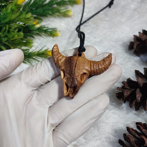 Pendentif Crâne De Buffle Sur Cordon Noir - Argenté, Acier Inoxydable, Neuf Sans Emballage