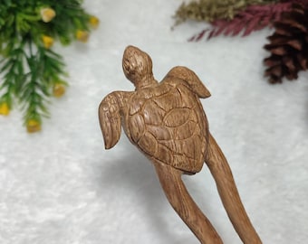 Horquilla de madera de suar tallada a mano con forma de tortuga: Sujeta moños estilo boho / Horquilla para el cabello