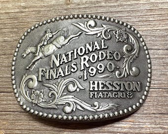Begränsad upplaga 1990 Hesston NFR Fiatagri Bronc Rider minnesspänne i silver