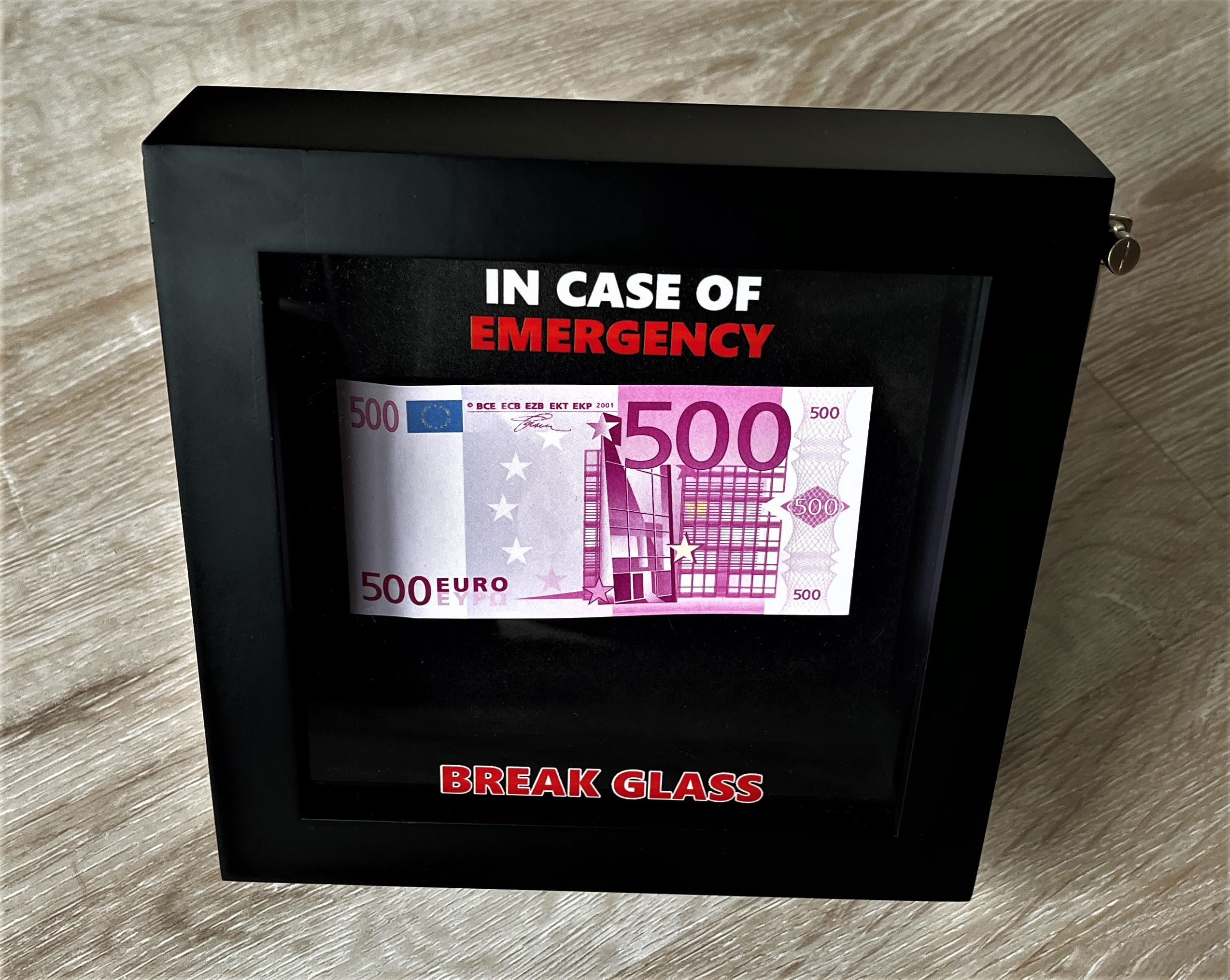 Cadre 3D in Case Of Emergency Break Glass Cadeau Fun Cadre Urgence 500 Euros Wall Frame