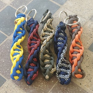 Paracord Keychain - Double Helix Wrapture - Custom Colors