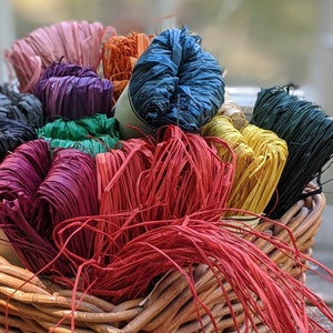 Natural Raffia from Nutscene  | Gift Wrapping | Crafting | Floral Arrangements | Floristry |Available in many Colours