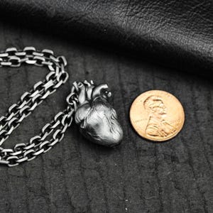 Human Heart Cremation Urn Pendant Necklace - Silver Anatomical Heart Cremation Vial Necklace - Memorial Jewelry - Human or Pet Animal Urn