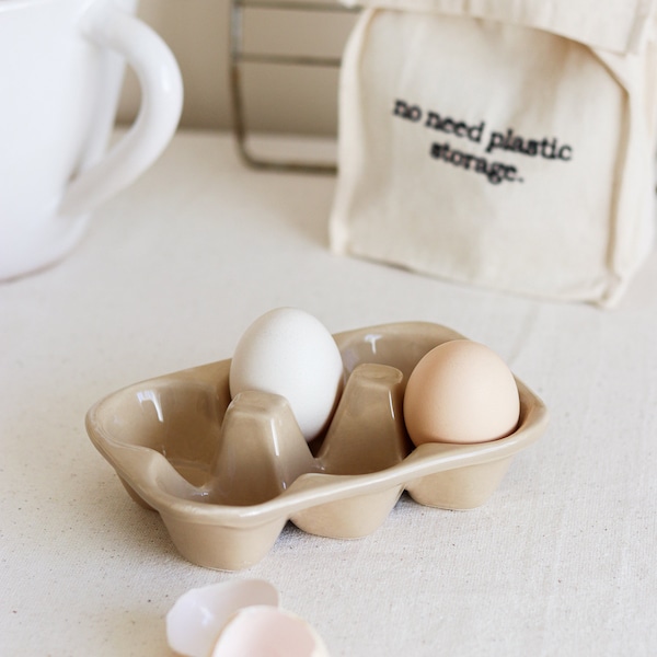 Ceramic Egg Holder