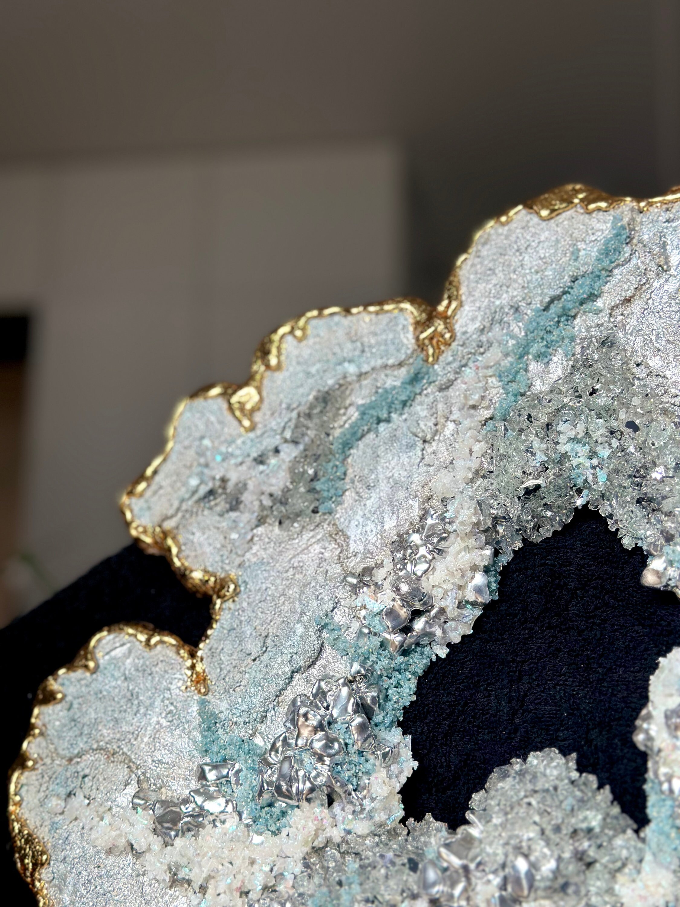 LILEYN 16x16 Luxury 3D Wall Art,sculptural Painting, Pyrite, Quartz, 3D