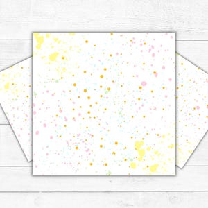 Paquete de soporte para caja de galletas: diseño con salpicaduras de colores pastel. Incluye tarjetas de empaque para todo el año en rosa, naranja, verde, amarillo y azul. Tamaños de 4", 4,5" y 5"