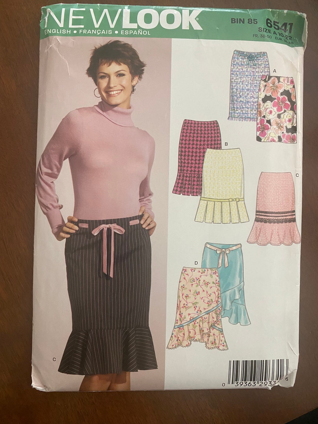 New Look 6541 Skirt Sewing Pattern Box Pleat Hem, Cascade & Trumpet