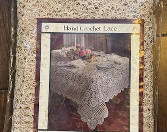 Vintage NOS ręcznie szydełkowany obrus z bawełny w kolorze kremowym, 72”x90” podłużny