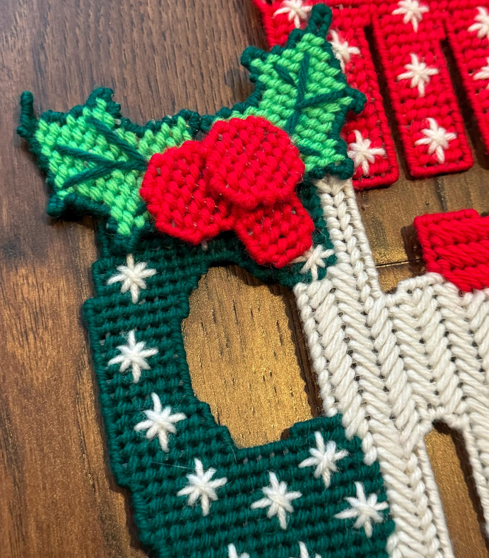 3-Piece Merry Christmas Wooden Wall Door Hanging Signs — Let It Snow Holiday Decor For Indoor & Outdoor