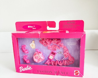 Vintage 1999 Barbie Fashion Avenue accessory kit
