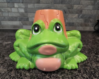 Ceramic Frog Patio/Pot