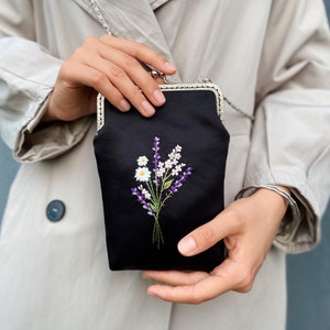 Embroidered Crossbody Bag, Floral Embroidery, Evening Bag, Daisy Shoulder Bag, Cottagecore Bag, Spring Clothing Accessories, Spring Fashion