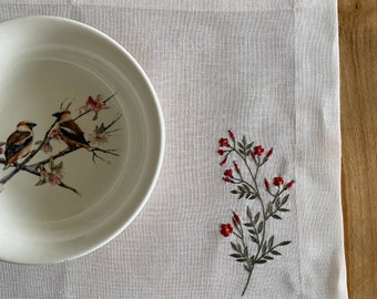 Linen placemat, Set of 6 Hand Embroidered Floral placemat, with hand-embroidered wildflowers. Reusable placemat,